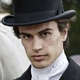 Voir les photos de Theo James sur bdfci.info