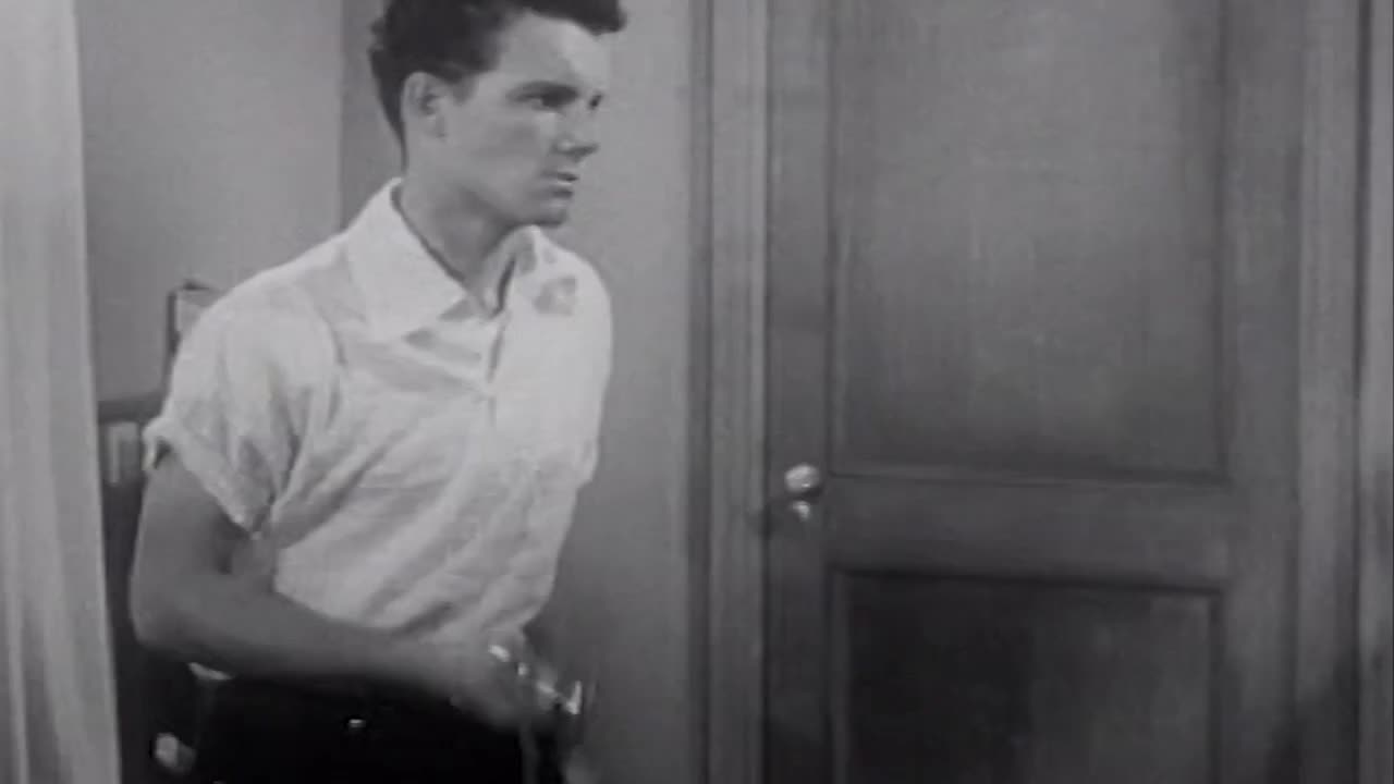 Extrait vidéo du film  Couteau suisse