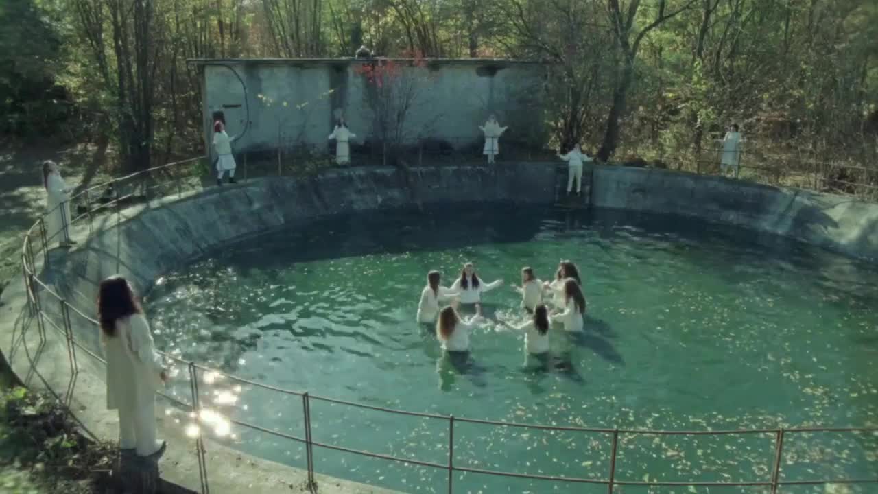 Extrait vidéo du film  Mammalia