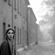 photo du film La Jeune femme à l'aiguille