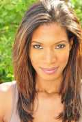 Raushanah Simmons