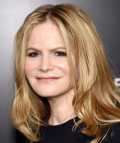 Jennifer Jason Leigh