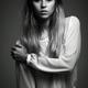 Voir les photos de Hermione Corfield sur bdfci.info