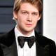 Voir les photos de Joe Alwyn sur bdfci.info