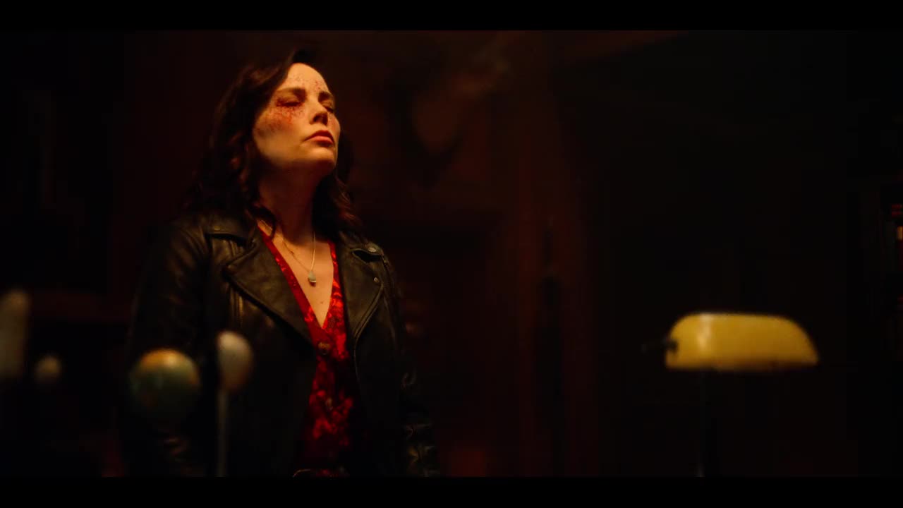 Un extrait de la série  October faction