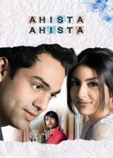 voir la fiche complète du film : Ahista Ahista