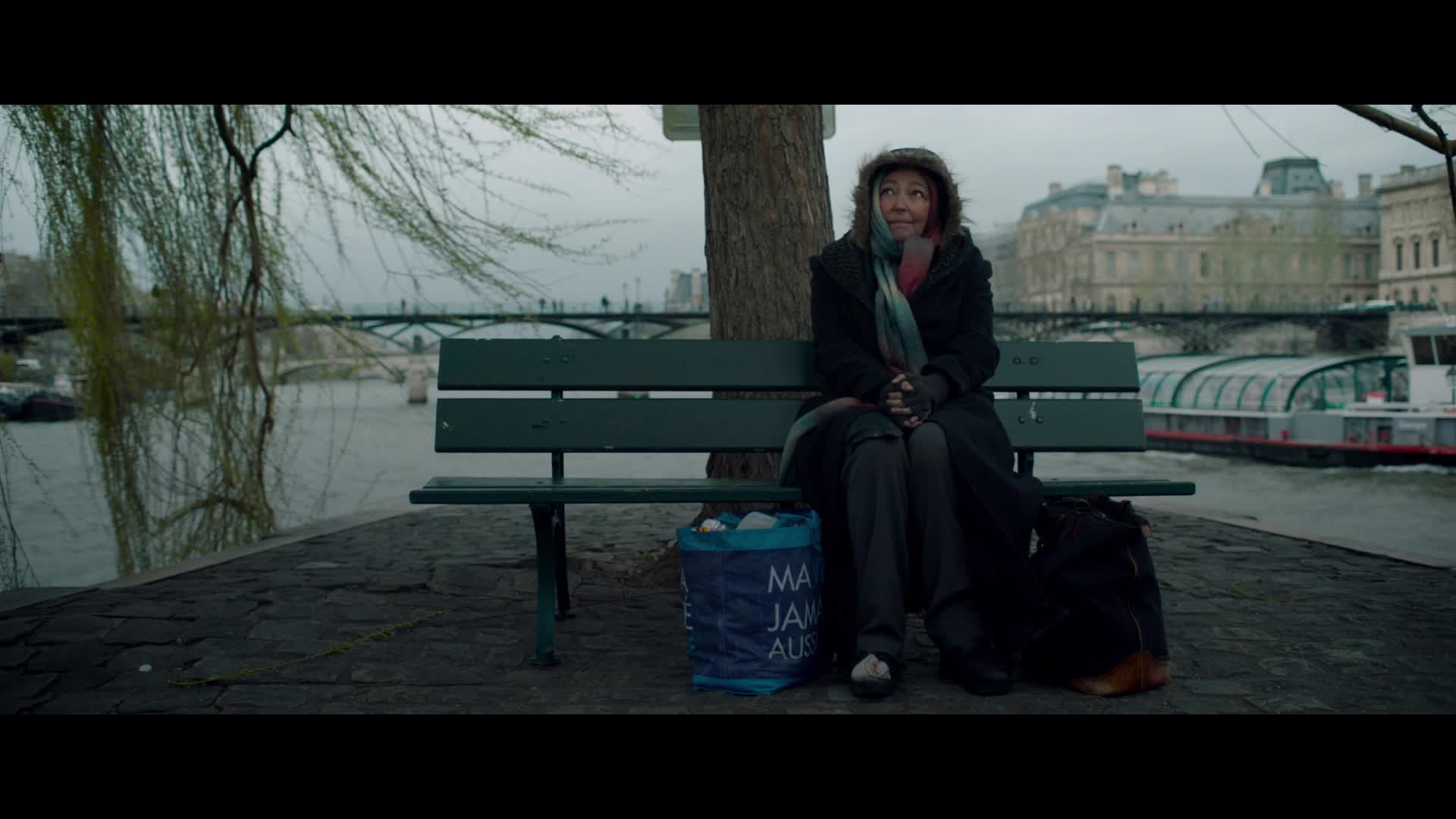 Extrait vidéo du film  Sous les étoiles de Paris