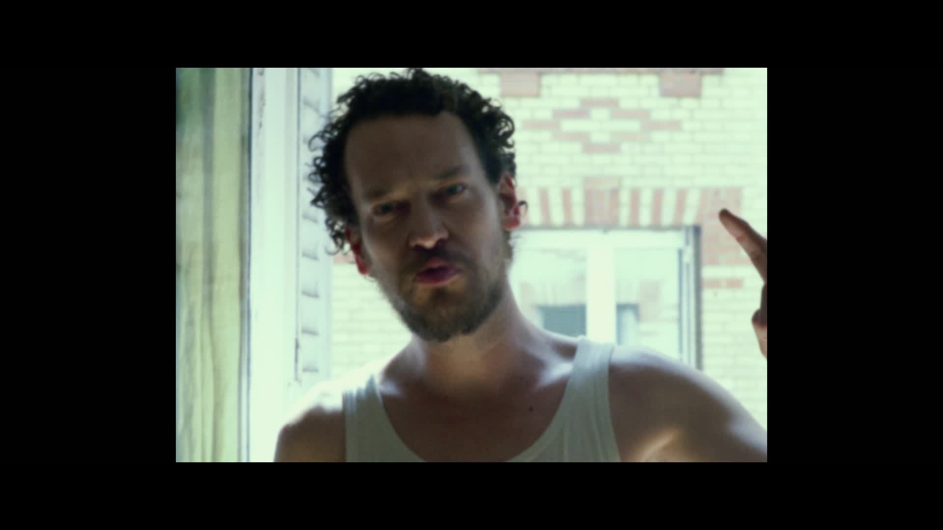 Extrait vidéo du film  Les Héros ne meurent jamais