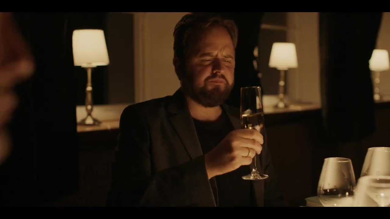 Un extrait du film  Drunk