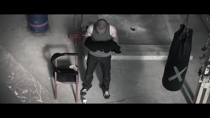 Extrait vidéo du film  Revanche