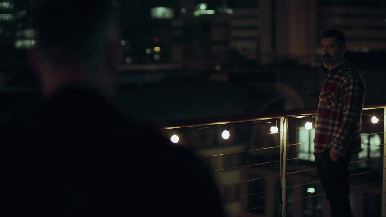 Extrait vidéo du film  Skylines